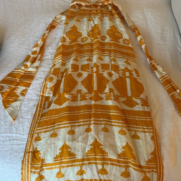 Johanna Ortiz Facundo printed linen maxi halter dress in a yellow/orange - Picture 3 of 8